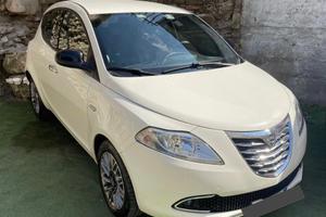 Lancia Ypsilon RATE / FINANZIAMENTI