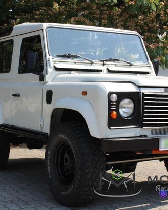 Land Rover Defender 90 2.5 Td5