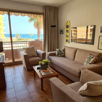 Appartamento con terrazza sul mare