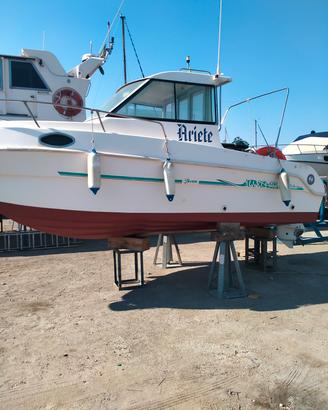Barca Saver Cabin Fisher