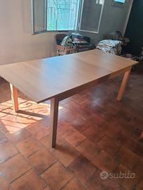 TAVOLO IN LEGNO