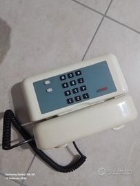 Telefono a tastiera