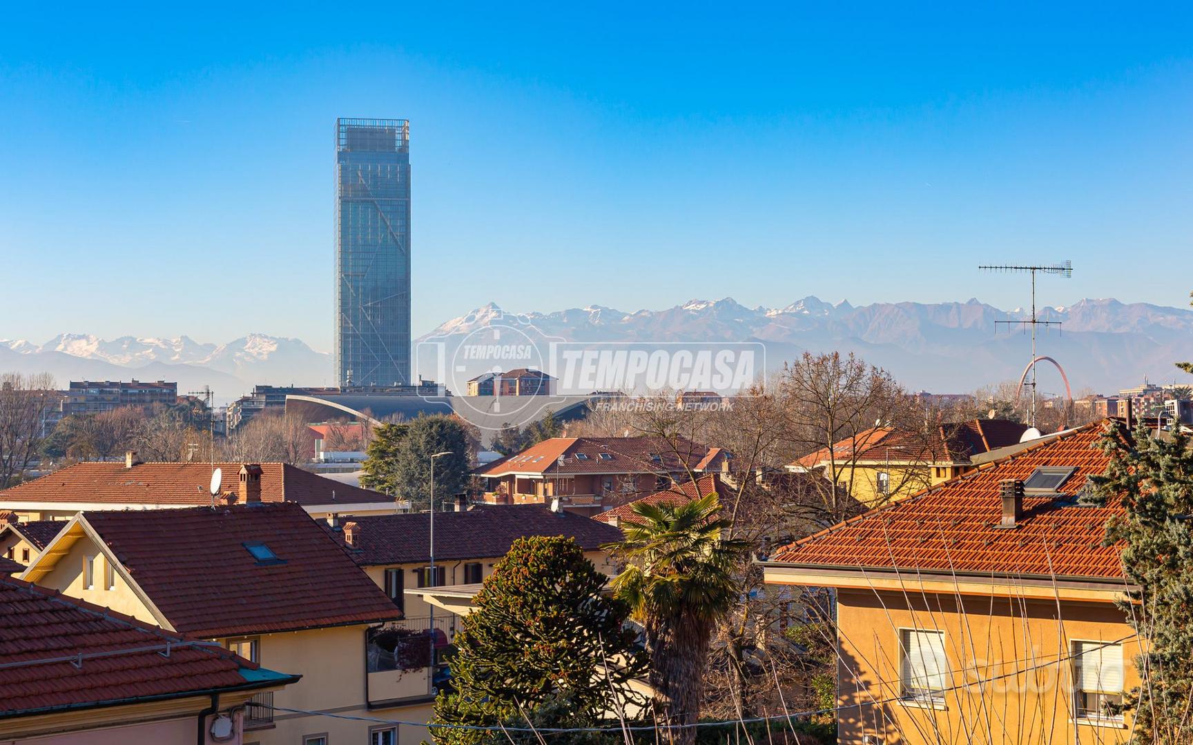 AMPIO APPARTAMENTO CON VISTA IN ZONA FIOCCARDO - Vista 5