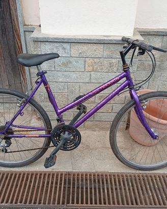 MTB donna vecchia ma funzionante 