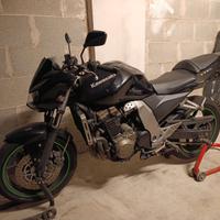KAWASAKI ZR750J