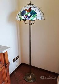 Lampada con pedana stile Tiffany/Liberty/ vintage