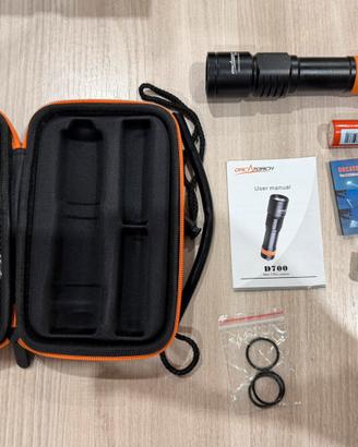 Torcia Subacquea Orcatorch D700   1700 lumens