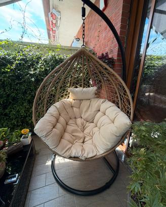 Poltrona sospesa in polyrattan