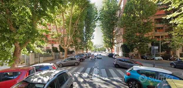 ROMA SUD - singola con BALCONE