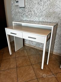 Scrivani allingabile con cassetti bianco