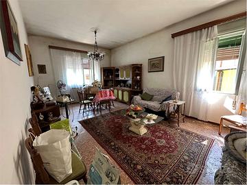 PORZIONE DI VILLETTA - APPARTAMENTO AL PIANO TERRA