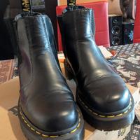 stivaletti Dr. Martens tg.38