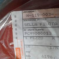 APRILIA RS 125 SELLA IN CONFEZIONE