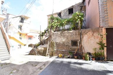 RUSTICO A SOMMA VESUVIANA