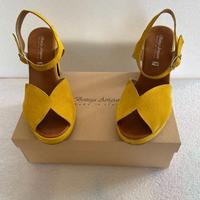 SANDALI CAMOSCIO N.39 - GIALLO OCRA