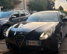 Alfa romeo giulietta NEOPATENTATI