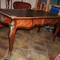 Scrivania in stile francese Luigi XV
