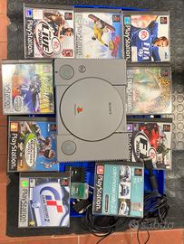PlayStation funzionante con giochi