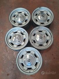 Fiat 130 berlina 5 cerchi Cromodora
