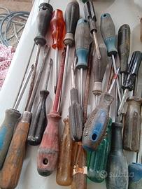 lotto  cacciaviti  da taglio  e stella 