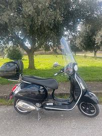 Vespa GTS 300