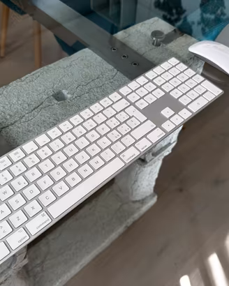 Magic Keyboard + Magic Mouse