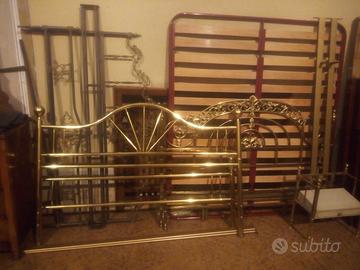 Letti di vario tipo e materiale