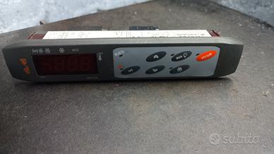 Regolatore  termostato Eliwell IWC 720