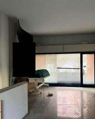 Negozio a Saronno