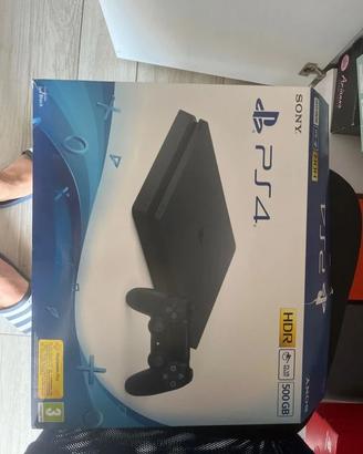 PlayStation 4 Slim 500GB + Controller e scatola