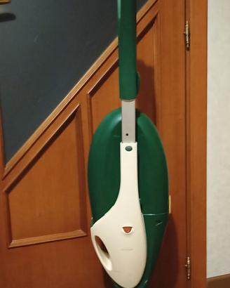 Folletto k135 pari al nuovo 