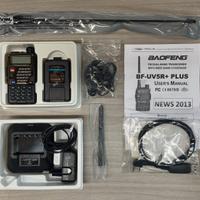 Baofeng BF-UV5R+ e Antenna SRH-771 (UHF/VHF)