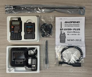Baofeng BF-UV5R+ e Antenna SRH-771 (UHF/VHF)