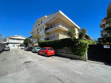 QUADRILOCALE CON GARAGE