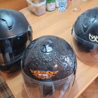 Caschi Nolan e Berik