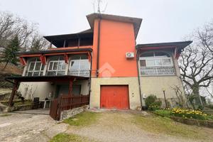 PORZIONE DI BIFAMILIARE A VALSAMOGGIA