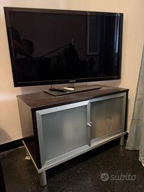 TV Samsung 40 Pollici 1080p con Mobiletto