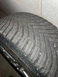 gomme   255/35 r 18 e cerchi audy