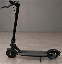 Monopattino Elettrico Xiaomi Mi 1S