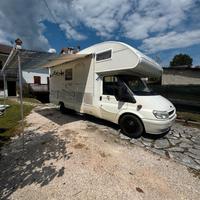 Rimor 6 posti con clima su Ford transit