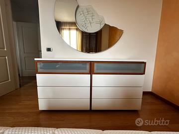 Cassettiera in legno camera da letto