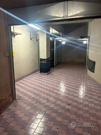 Garage , casalnuovo di Napoli via Verdi 40