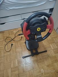 pedaliera e volante thrustmaster