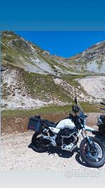 Moto Guzzi V85TT