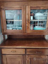 Credenza in legno massiccio (come NUOVA!) 