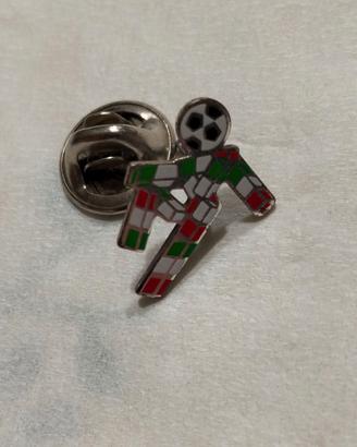 Spilletta "CIAO" Italia '90 UNO A ERRE argento 925