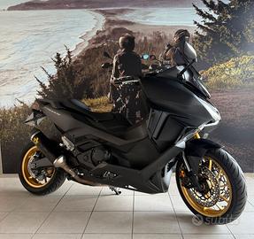 Honda Forza 750 dct