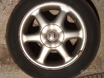 cerchi in lega 15 pollici Volvo