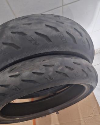 gomme moto 