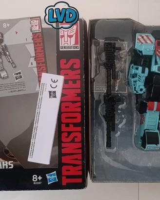 Hasbro Transformers Combiner wars PROTECTOBOT